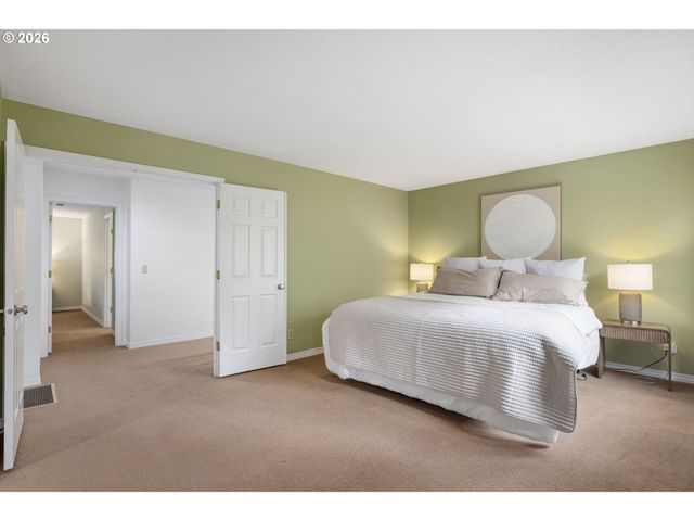 1196 Nw WEYBRIDGE Way, Beaverton, OR 97006