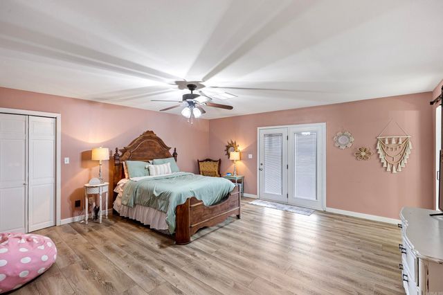 11 Bluff Drive, Russellville, AR 72802