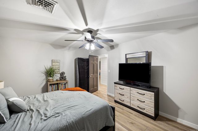 11 Bluff Drive, Russellville, AR 72802