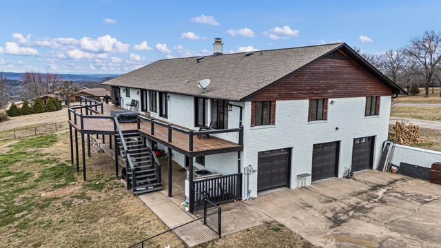 11 Bluff Drive, Russellville, AR 72802