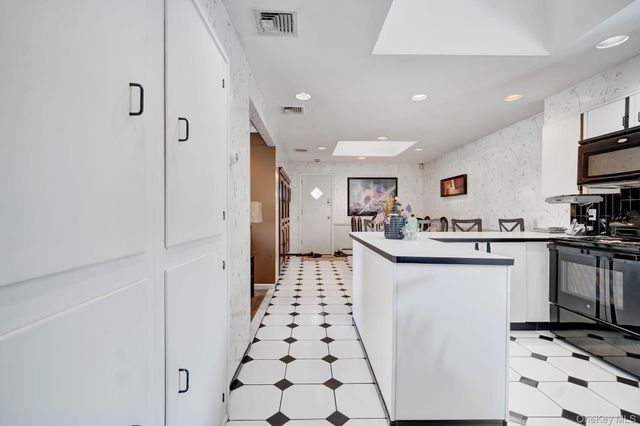 1 Stauber Drive, Plainview, NY 11803