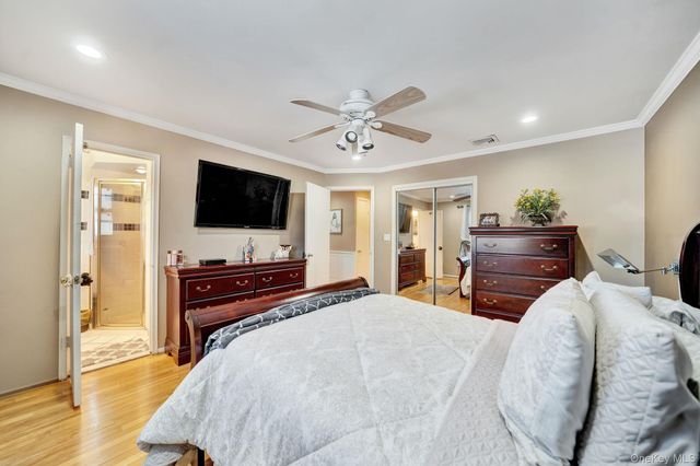 1 Stauber Drive, Plainview, NY 11803