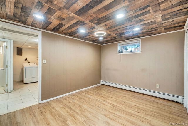 1 Stauber Drive, Plainview, NY 11803