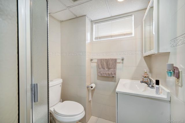 1 Stauber Drive, Plainview, NY 11803