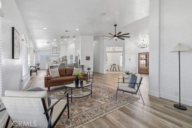 18785 Sahale, Apple Valley, CA 92307