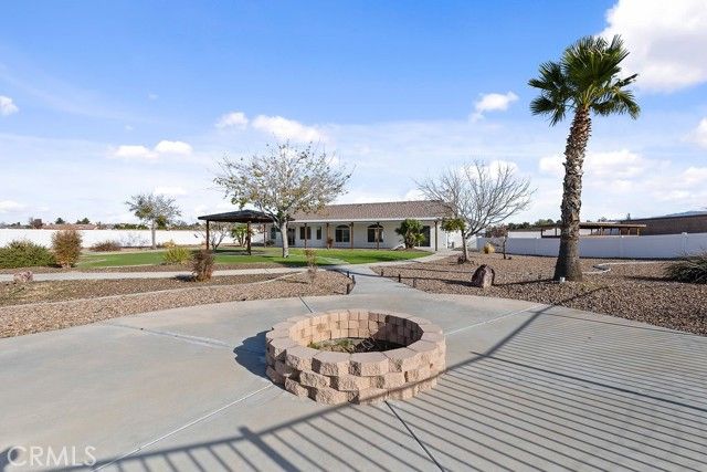 18785 Sahale, Apple Valley, CA 92307