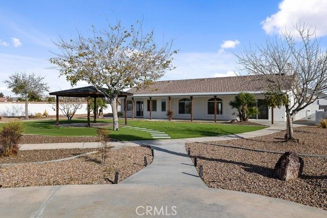 18785 Sahale, Apple Valley, CA 92307