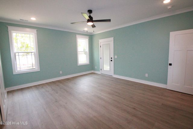 110 Lawrence Overlook, West End, NC 27376