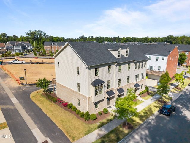 961 Daybreak Drive, Durham, NC 27713
