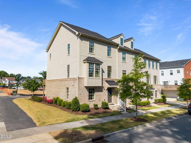 961 Daybreak Drive, Durham, NC 27713