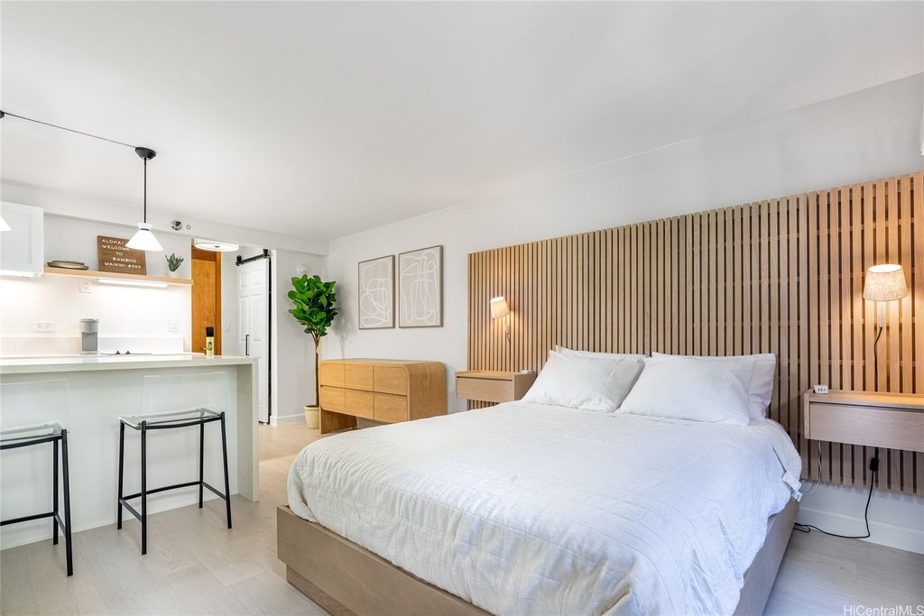 2425 Kuhio Avenue 309, Honolulu, HI 96815