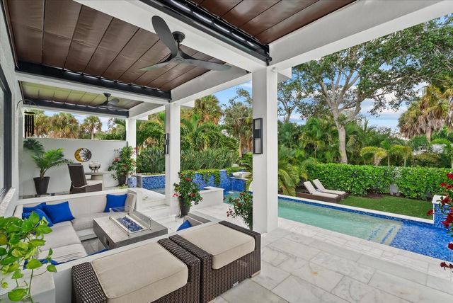 5307 AVENIDA DEL MARE, Sarasota, FL 34242