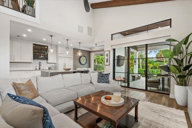 5307 AVENIDA DEL MARE, Sarasota, FL 34242