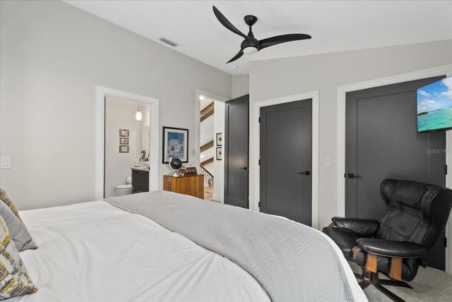 5307 AVENIDA DEL MARE, Sarasota, FL 34242