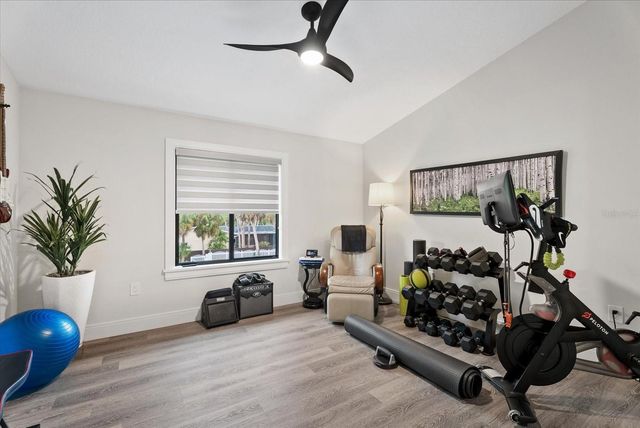 5307 AVENIDA DEL MARE, Sarasota, FL 34242