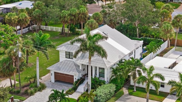 5307 AVENIDA DEL MARE, Sarasota, FL 34242