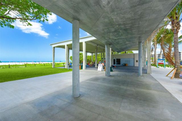 5307 AVENIDA DEL MARE, Sarasota, FL 34242