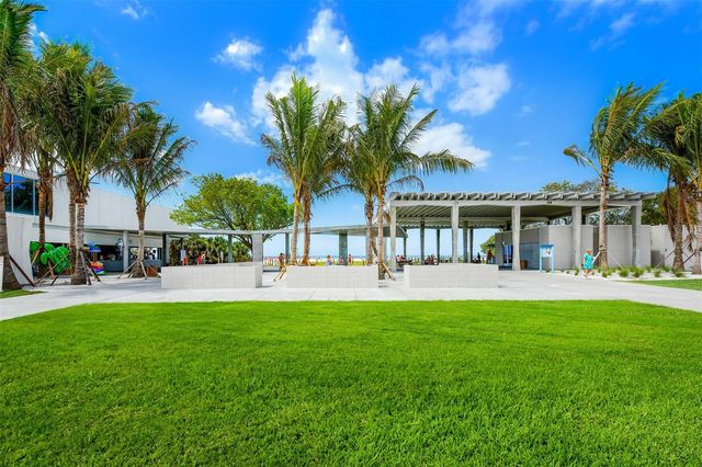 5307 AVENIDA DEL MARE, Sarasota, FL 34242