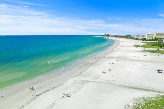 5307 AVENIDA DEL MARE, Sarasota, FL 34242
