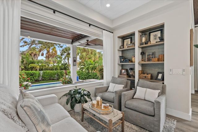 5307 AVENIDA DEL MARE, Sarasota, FL 34242