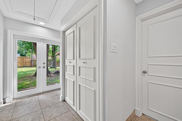 1609 Cheshire Lane, Houston, TX 77018