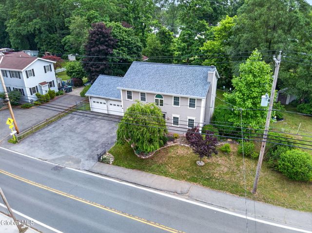 329 E Campbell Road, Rotterdam, NY 12303