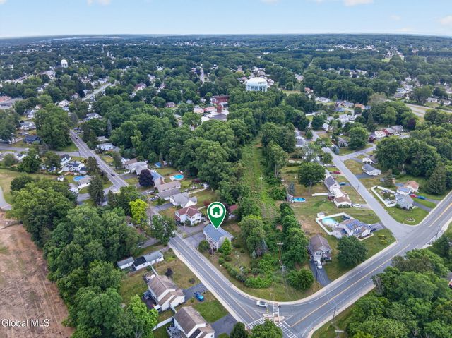 329 E Campbell Road, Rotterdam, NY 12303