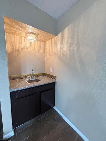 12330 Wild Pine Drive A, Houston, TX 77039