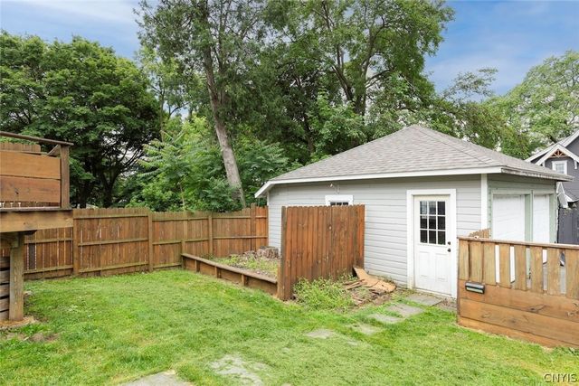 423 Highland Avenue, Dewitt, NY 13057