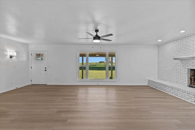 588 Highway 92, Enterprise, AL 36330