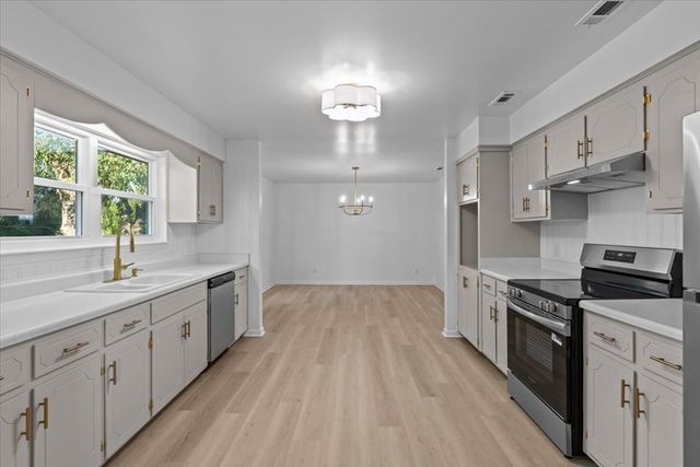 588 Highway 92, Enterprise, AL 36330