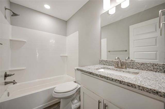 905-907 W Collins Street, Denison, TX 75020