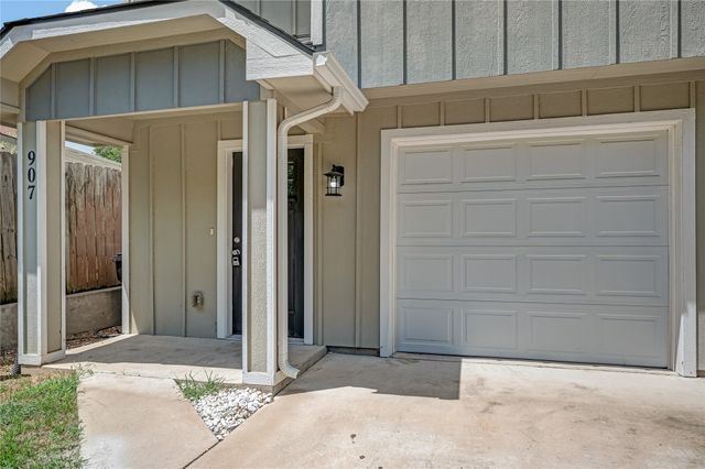 905-907 W Collins Street, Denison, TX 75020