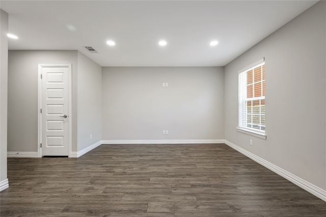 905-907 W Collins Street, Denison, TX 75020