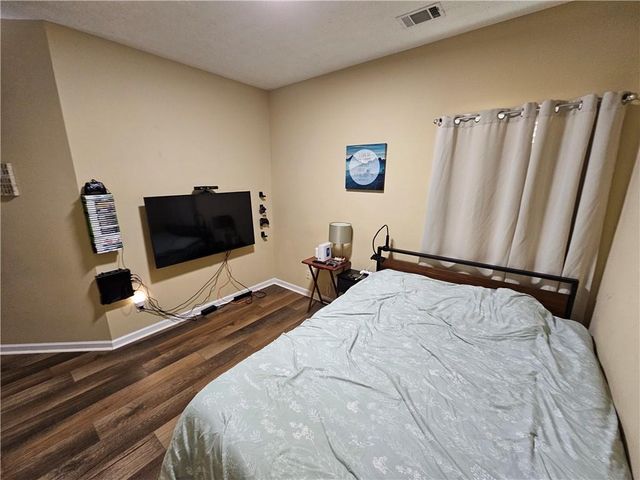 1098 Montague Place Court, Lawrenceville, GA 30043