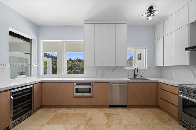 16800 SW 190th Street, Miami, FL 33187