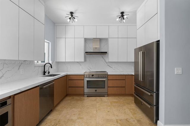 16800 SW 190th Street, Miami, FL 33187