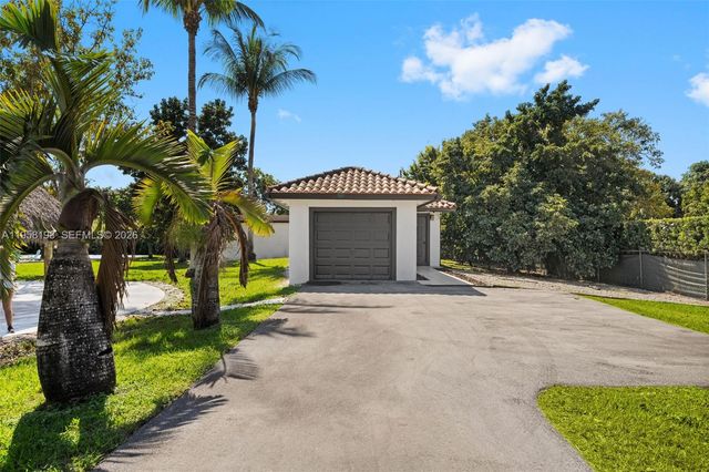 16800 SW 190th Street, Miami, FL 33187