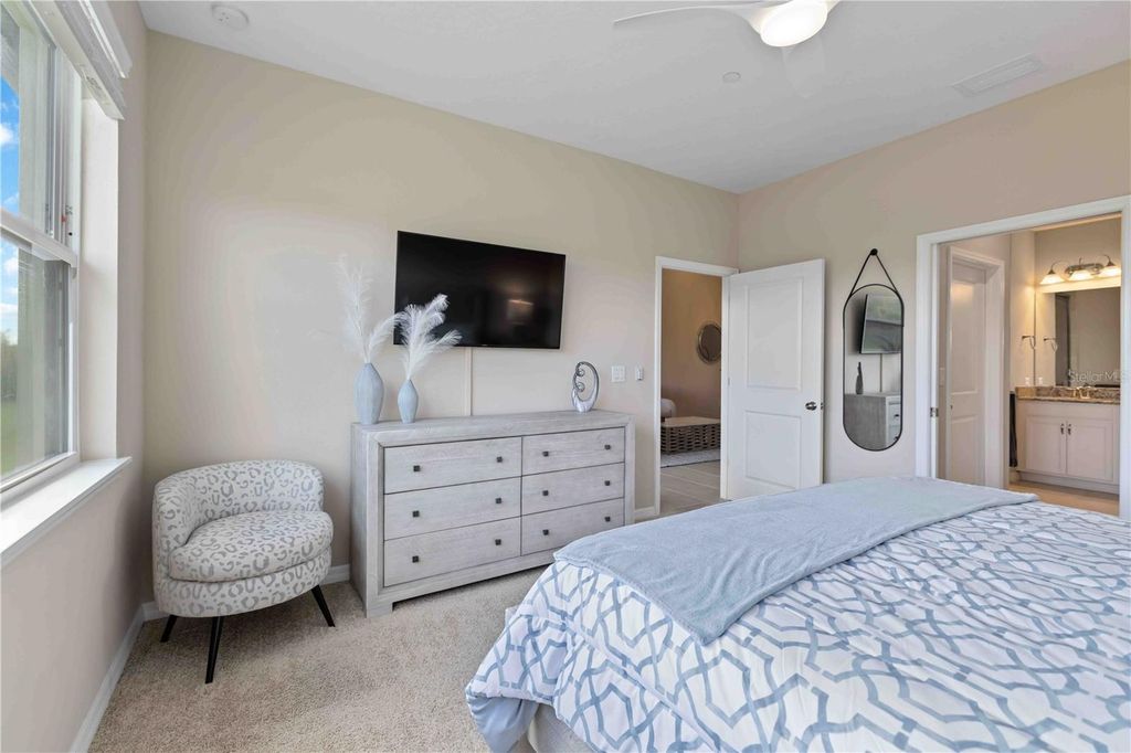 Image 17 of property listing at 13828 MESSINA LOOP 203, Bradenton, FL 34211