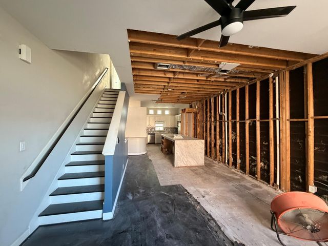 2710 Hullsmith Drive 701, Houston, TX 77063