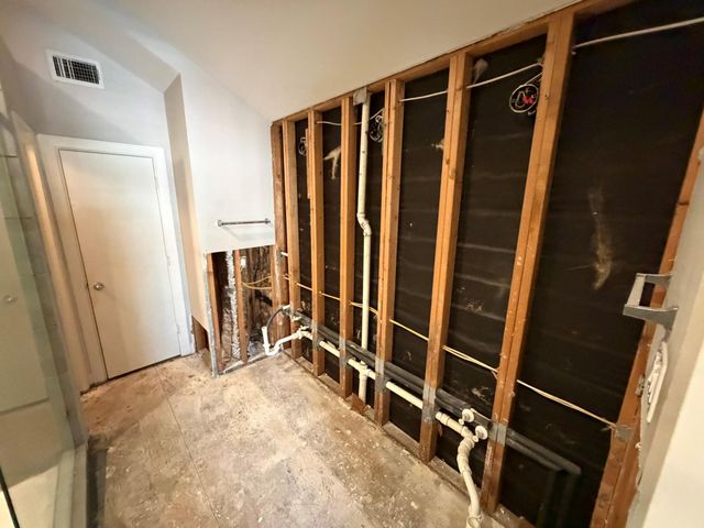 2710 Hullsmith Drive 701, Houston, TX 77063