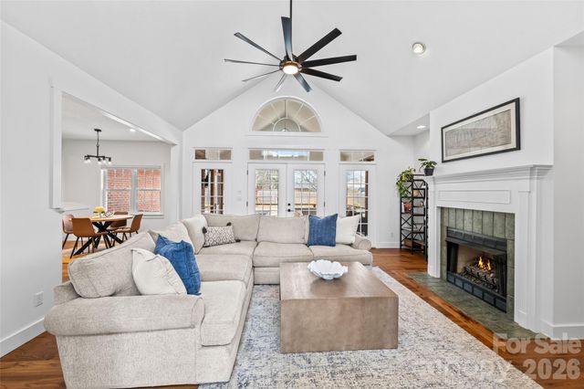 719 Neely Road, Brevard, NC 28712