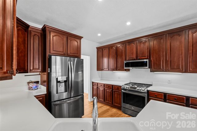 719 Neely Road, Brevard, NC 28712