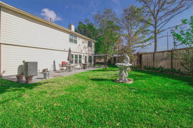 10819 Belle Haven Drive, Houston, TX 77065