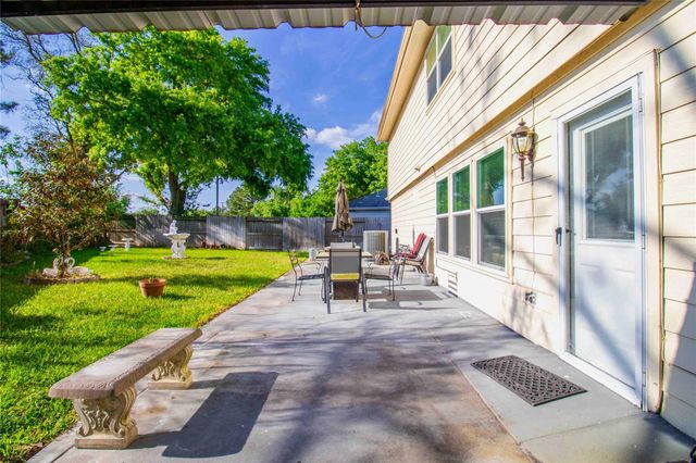 10819 Belle Haven Drive, Houston, TX 77065