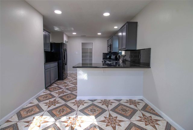 10819 Belle Haven Drive, Houston, TX 77065