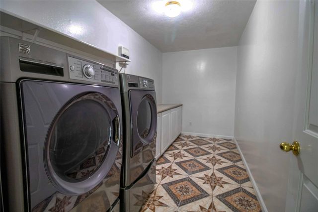 10819 Belle Haven Drive, Houston, TX 77065