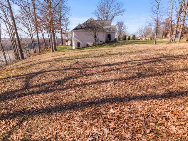 188 Lake Cliff Drive, Somerset, KY 42503
