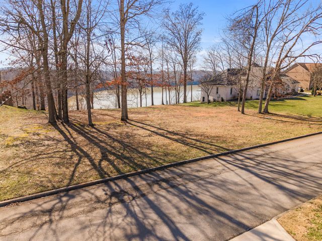 188 Lake Cliff Drive, Somerset, KY 42503