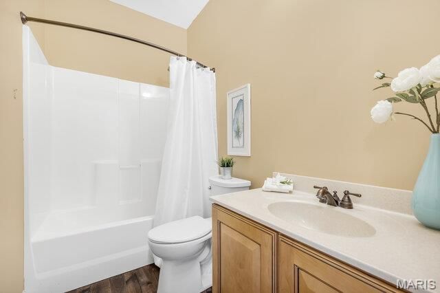 6026 Blake Thomas Drive, Wentzville, MO 63385